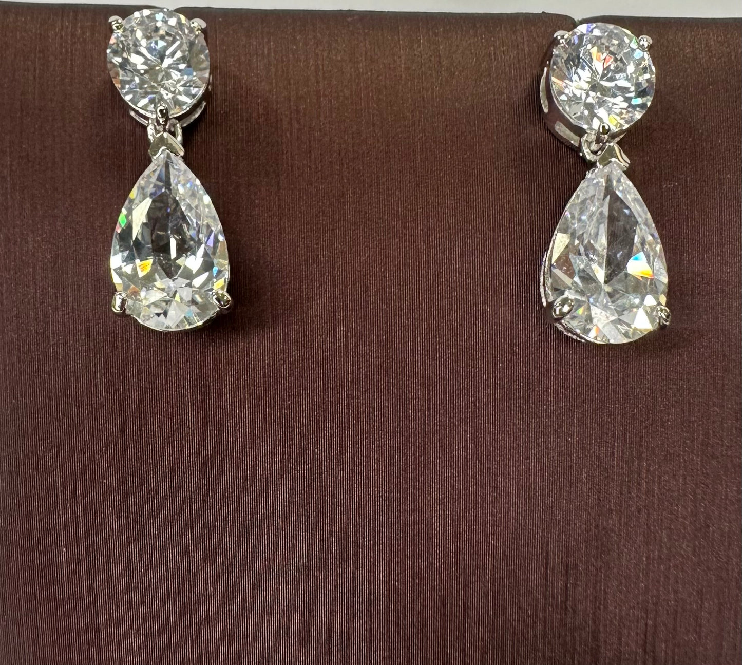 Sterling Silver Pear Shaped Dangling Earring