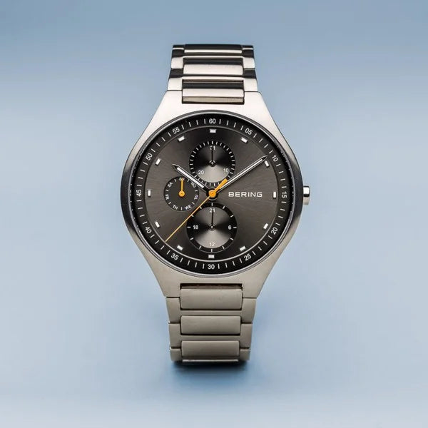 Bering Classic Men's Titanium Watch | 11741-702