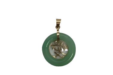 14k Yellowgold "LOVE" Jade Pendant