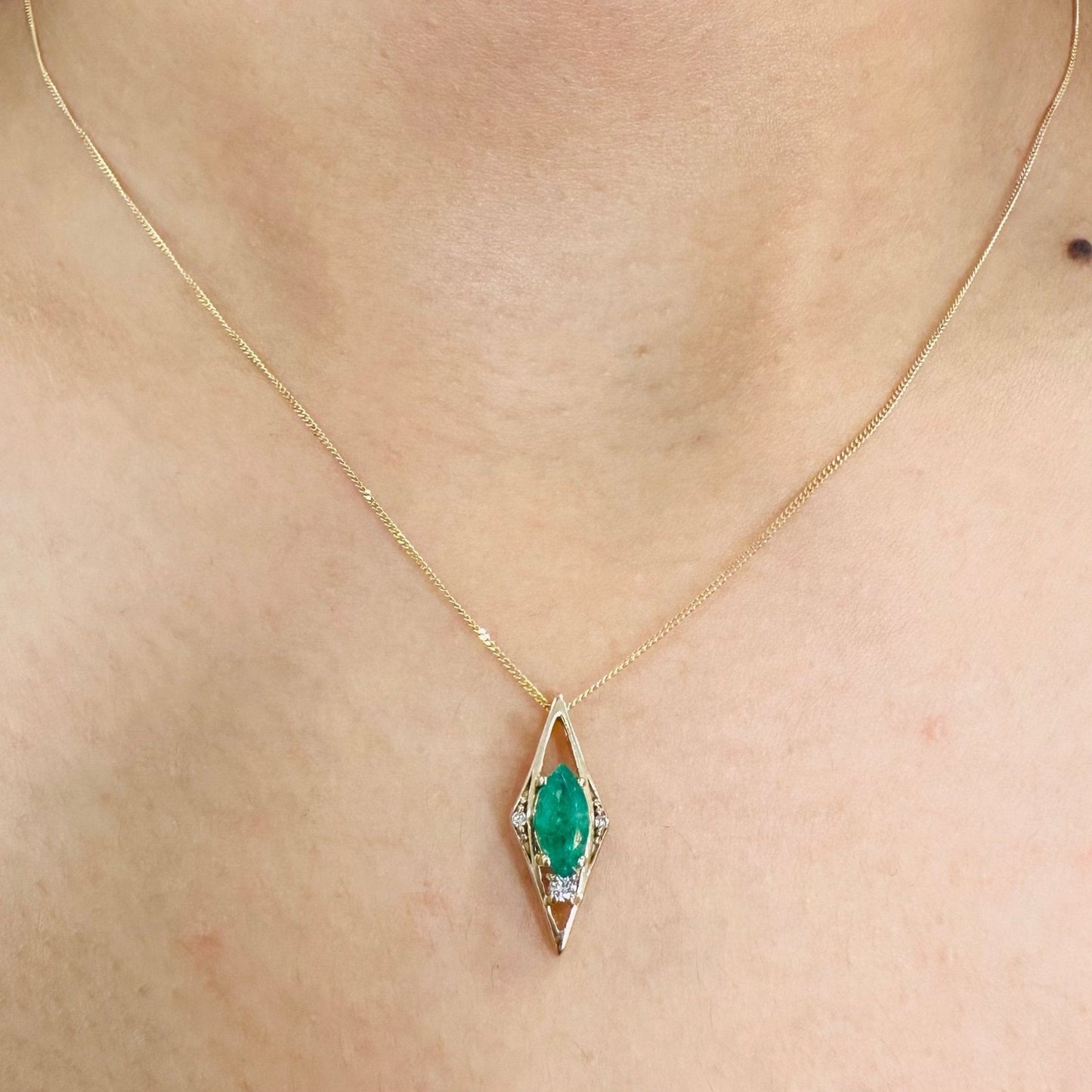 10k Yellow Gold Emerald Necklace