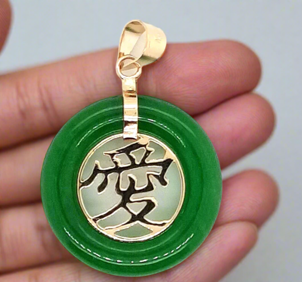 14k Yellowgold "LOVE" Jade Pendant