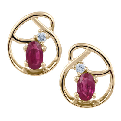 (0.27cttw)10k Yellow Gold Ruby Earrings with Canadian Diamond