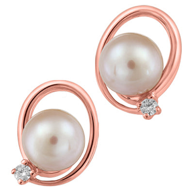 (0.052cttw)10k Rosegold Pearl and Canadian Diamond Studs