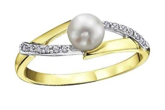 10K Yellow & WhiteGold Pearl and Diamond Ring